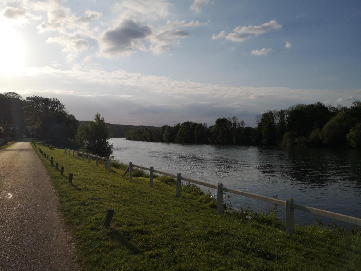 La Seine, Entre Riviere Et Foret De Fontainebleau Bois-le-Roi  Exterior foto